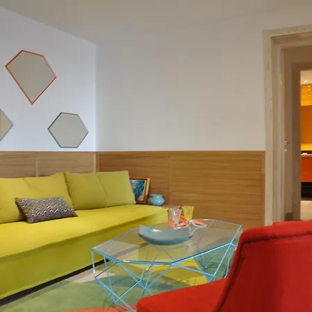 Apartman Fa *